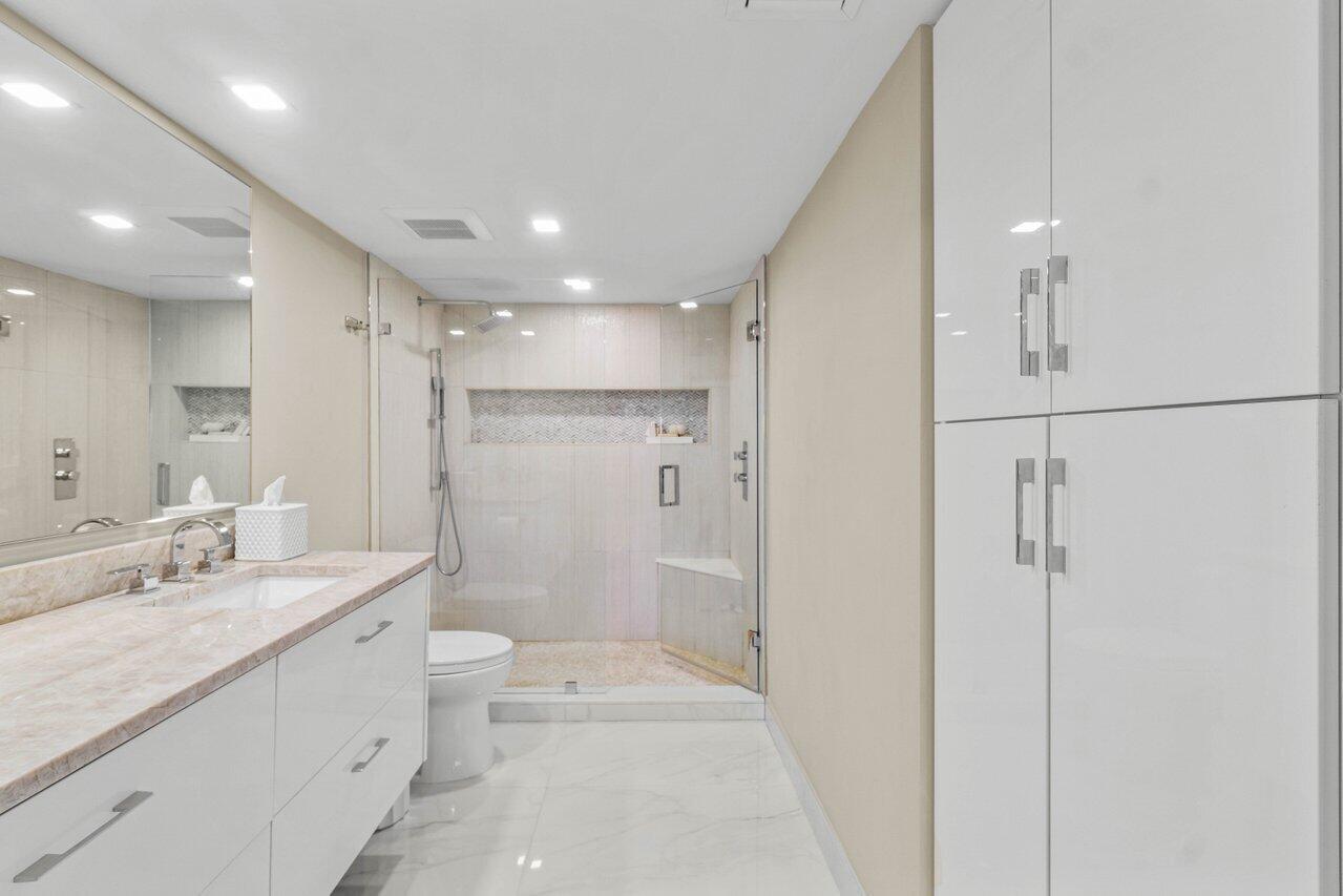 1975 Bridgewood Drive