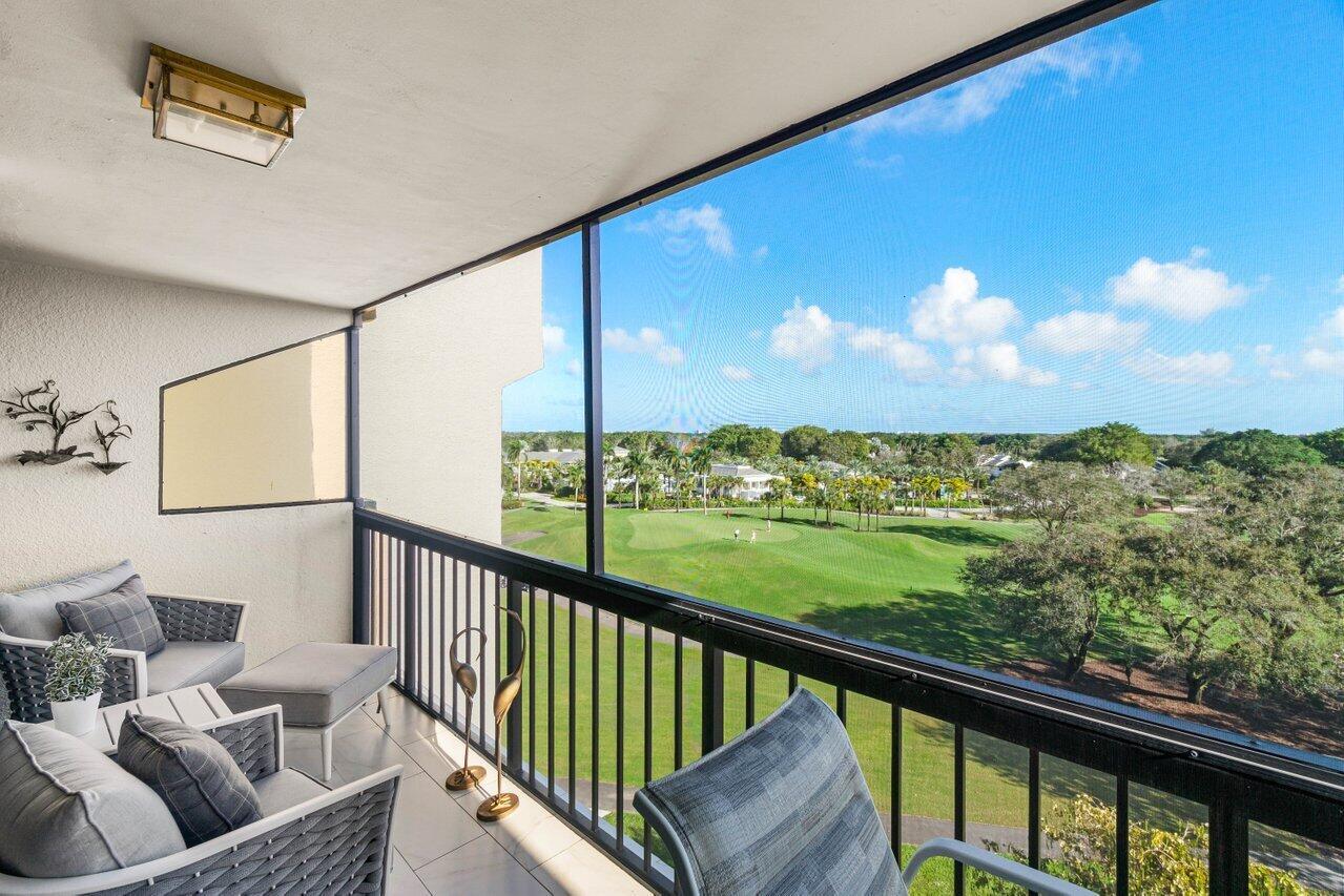 1975 Bridgewood Drive