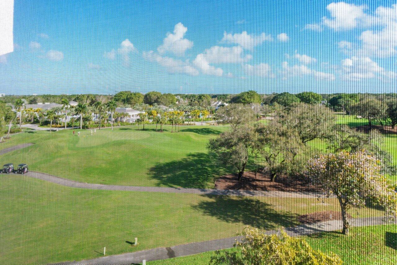 1975 Bridgewood Drive