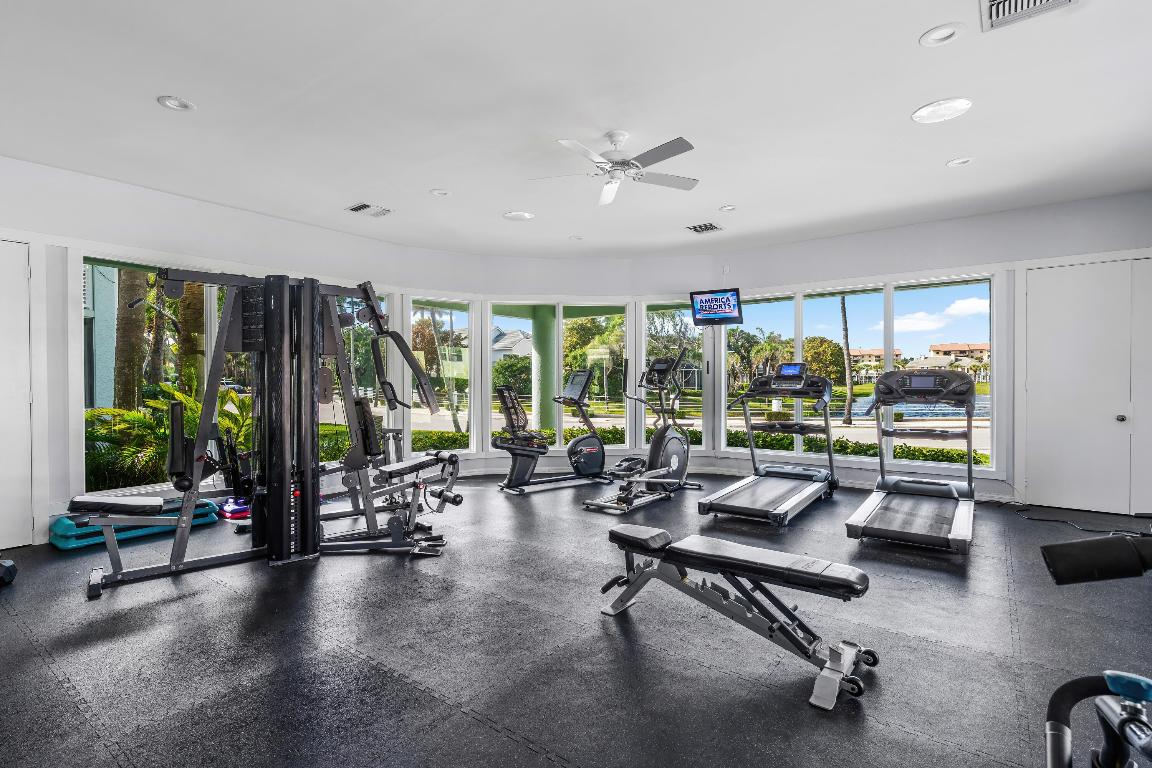 1709 Mizzen Mast Way, Jupiter