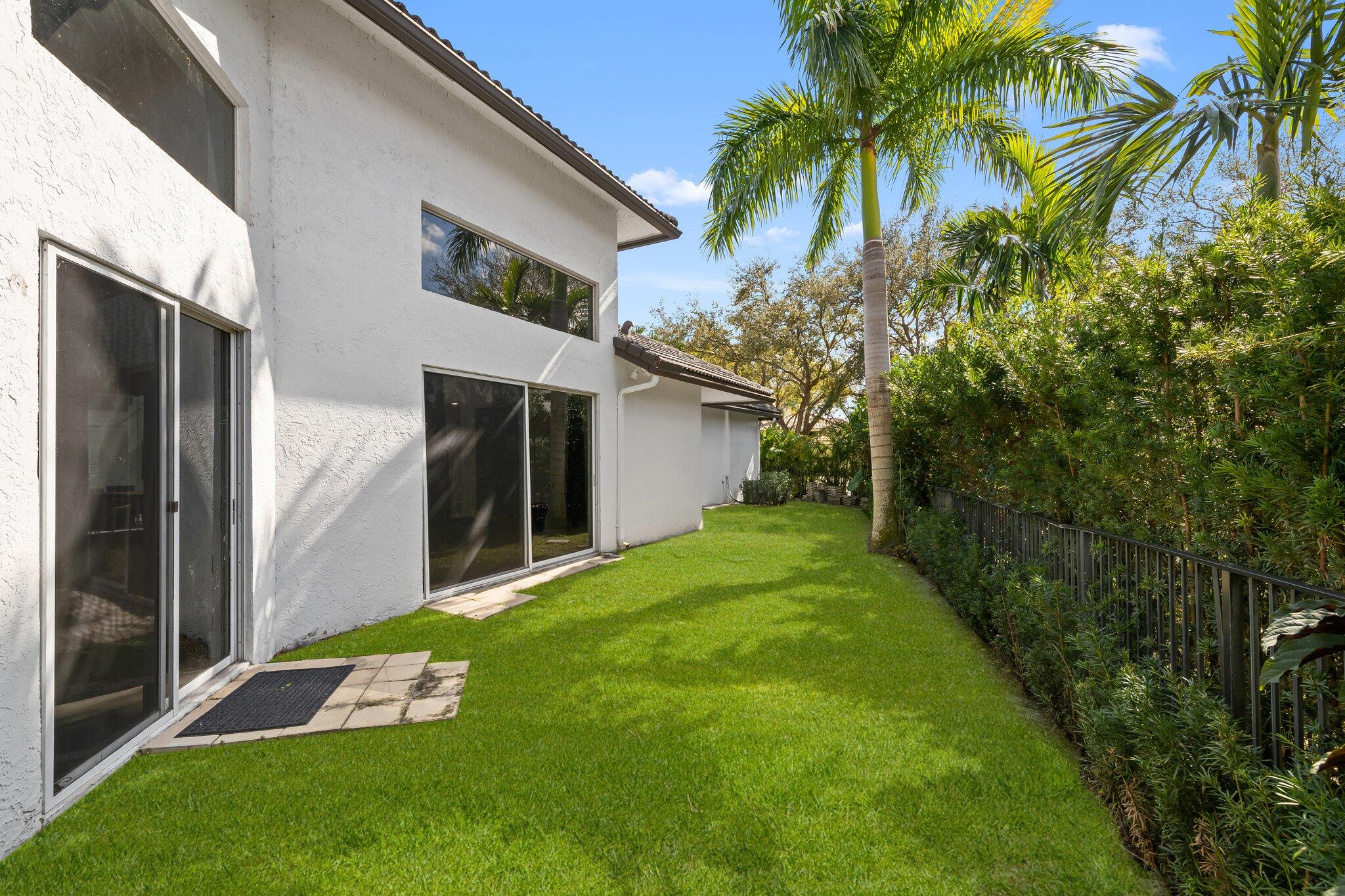 10811 Santa Rosa Drive