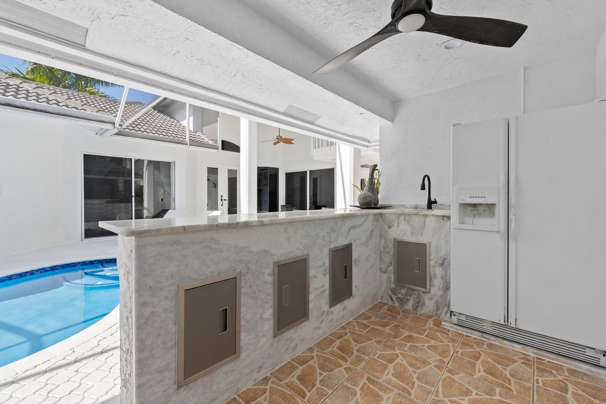 10811 Santa Rosa Drive