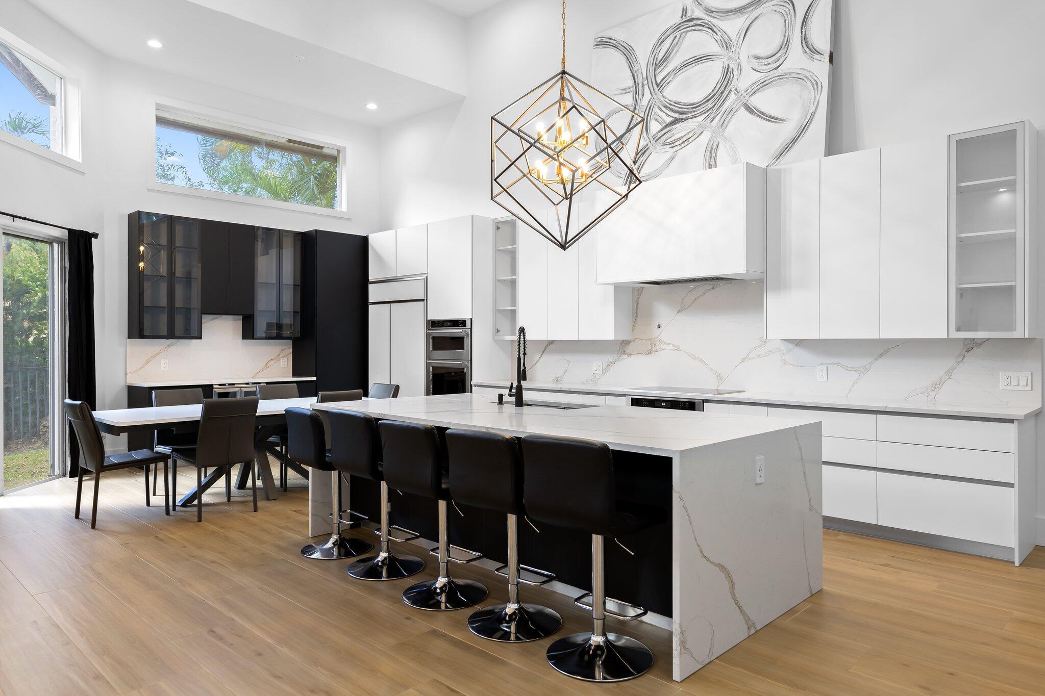 10811 Santa Rosa Drive