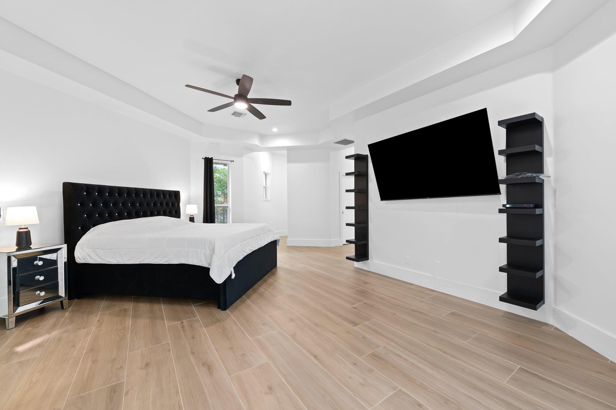10811 Santa Rosa Drive