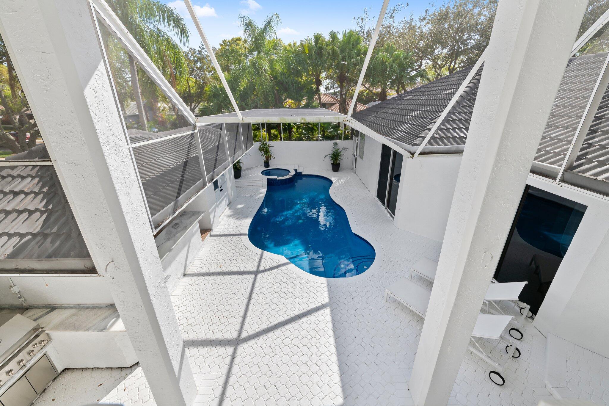 10811 Santa Rosa Drive