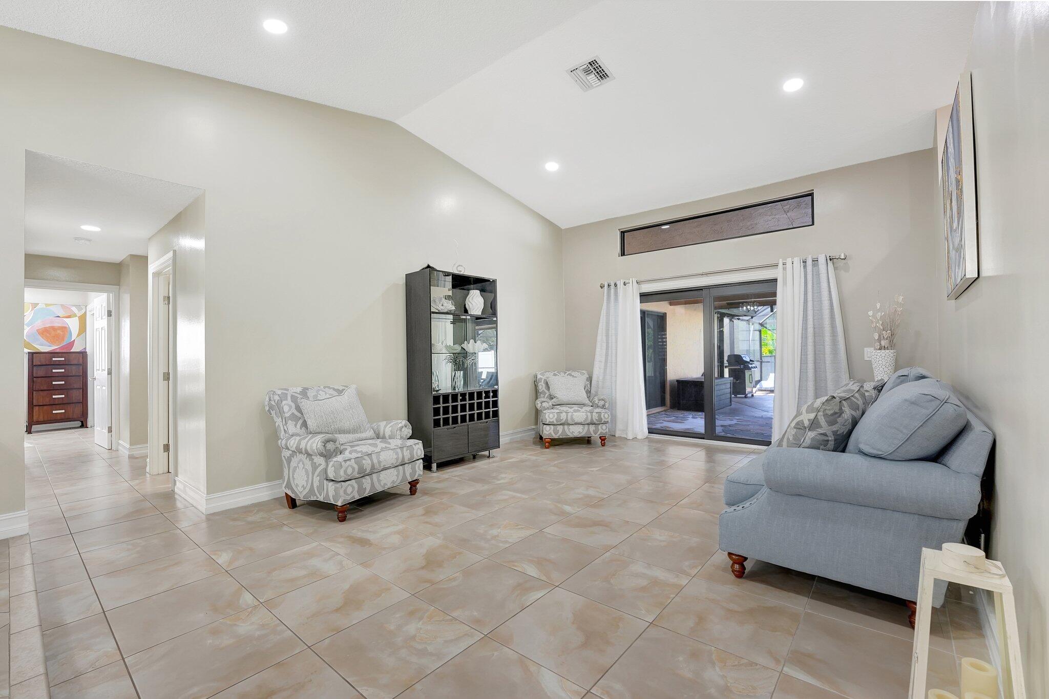 11660 Island Lakes Lane