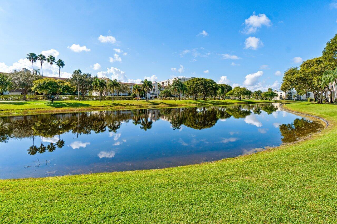 7300 Amberly Lane 402