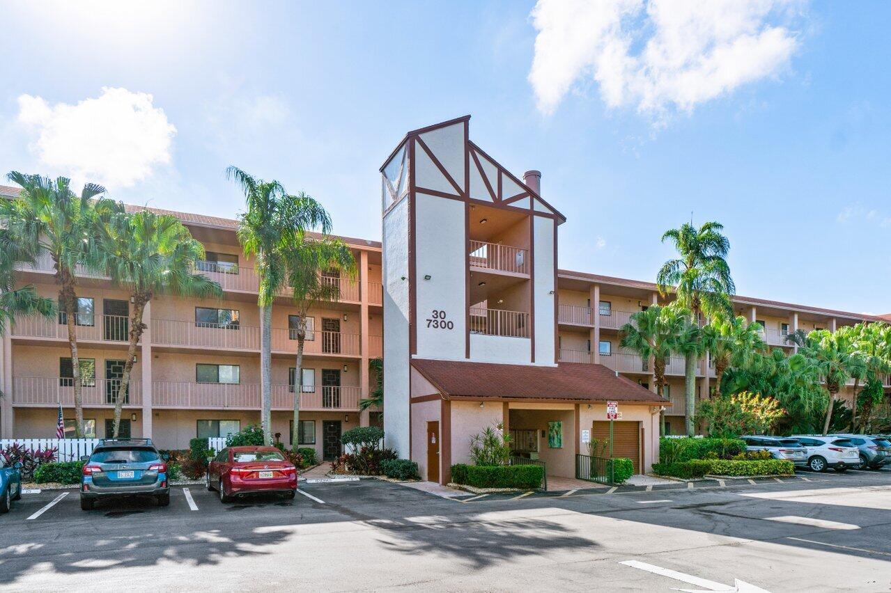 7300 Amberly Lane 402