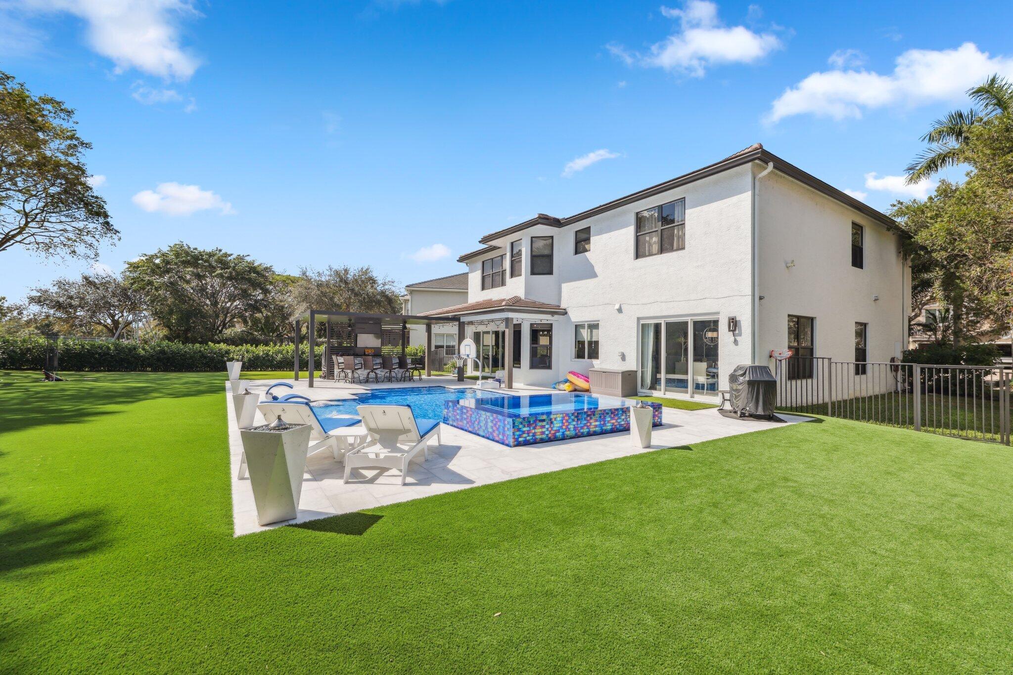 19585 Estuary Drive