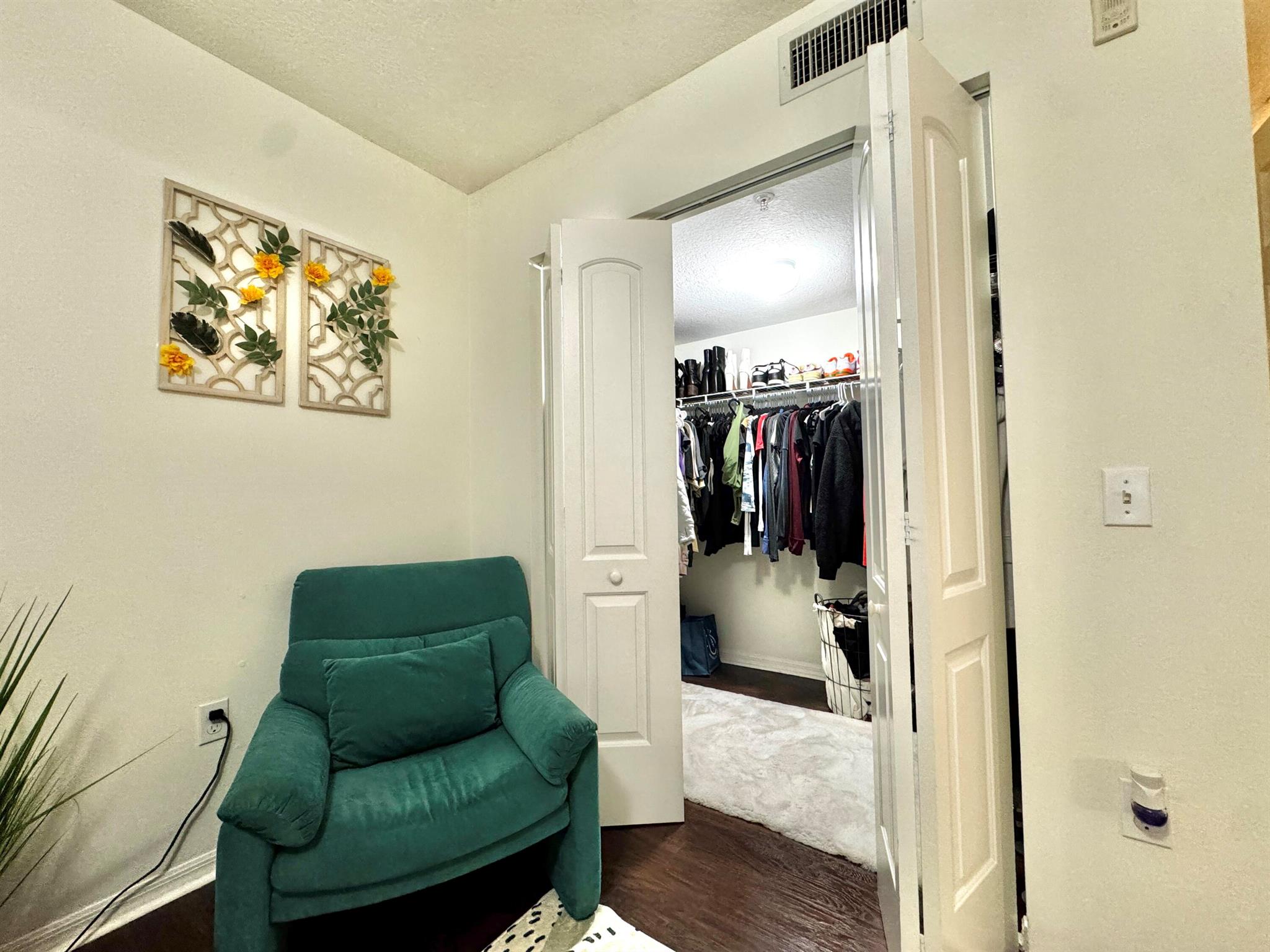 407 Villa Circle Circle 407