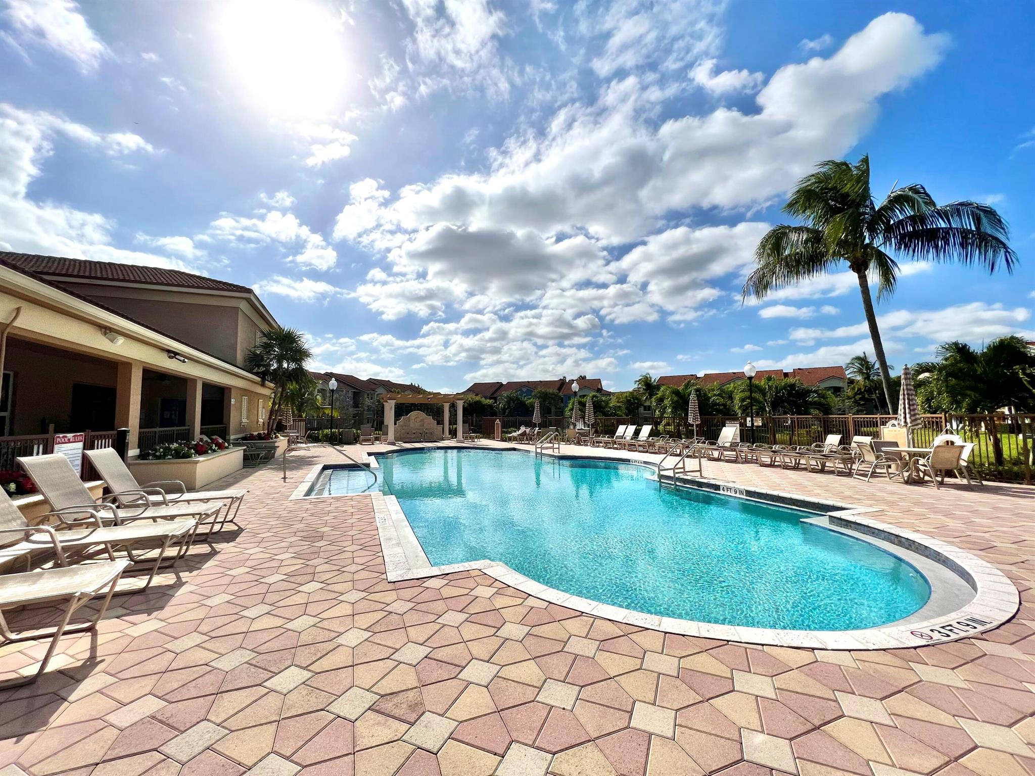 407 Villa Circle Circle 407