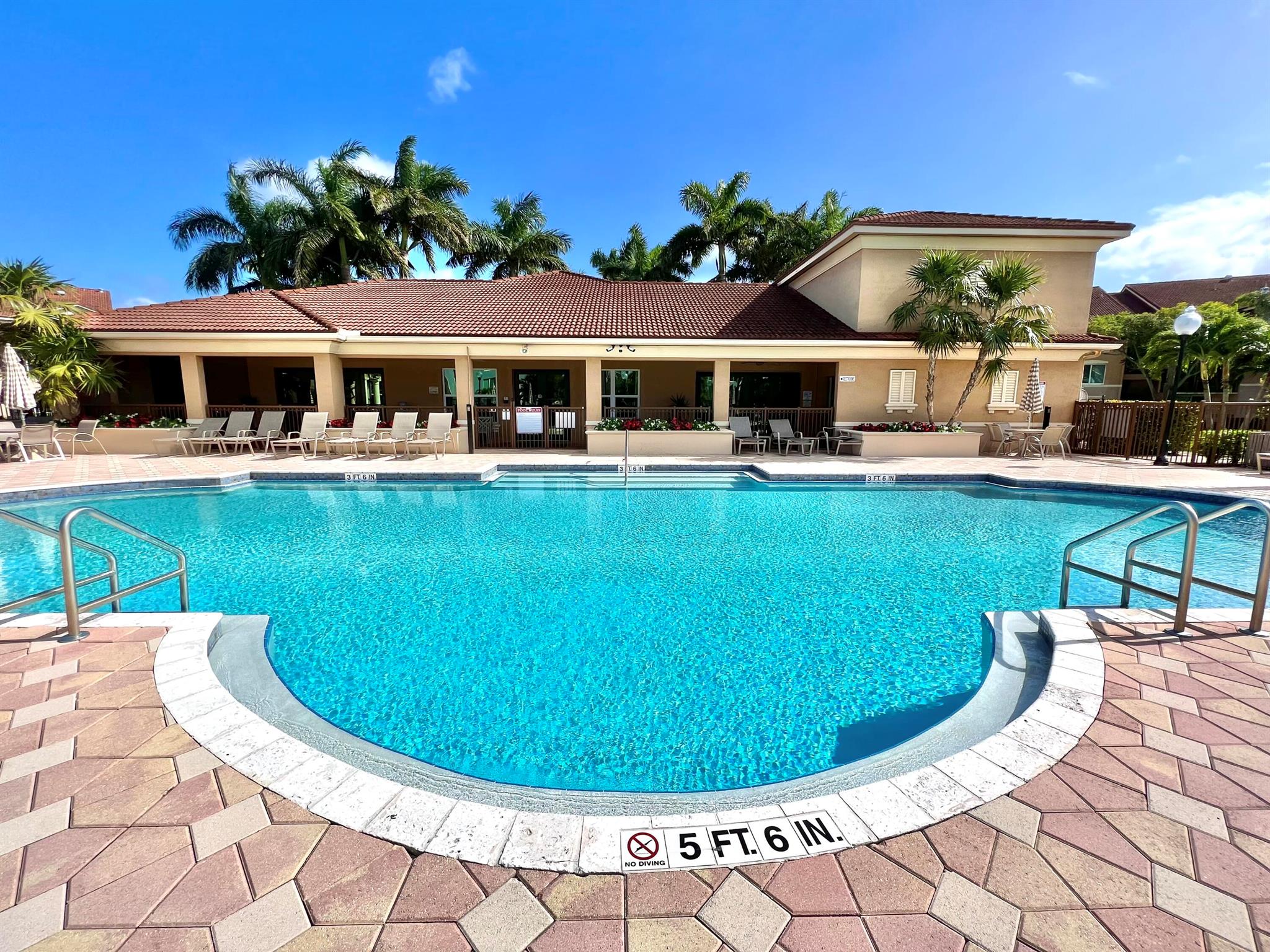 407 Villa Circle Circle 407