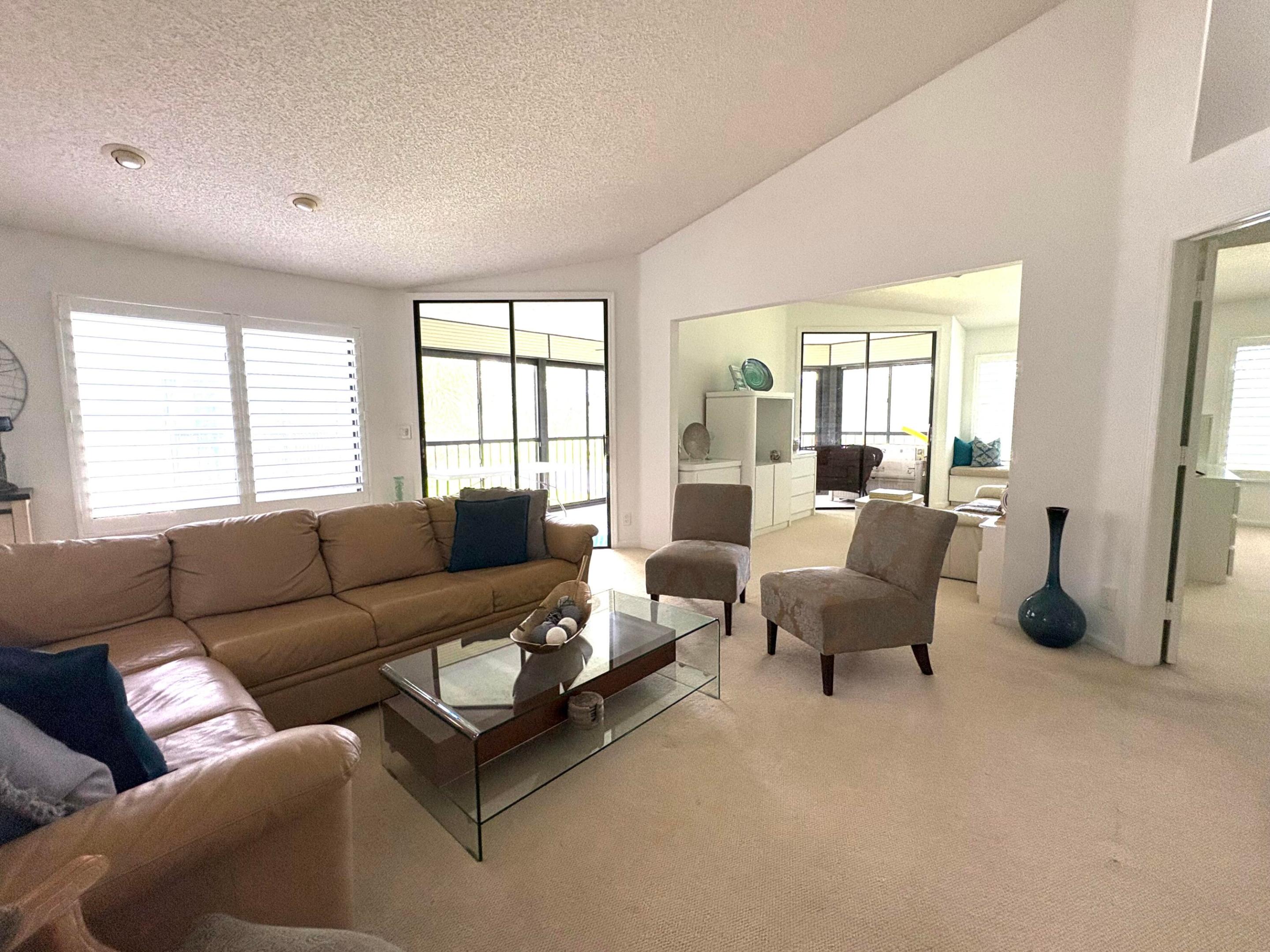 15314 Strathearn Drive, 11603