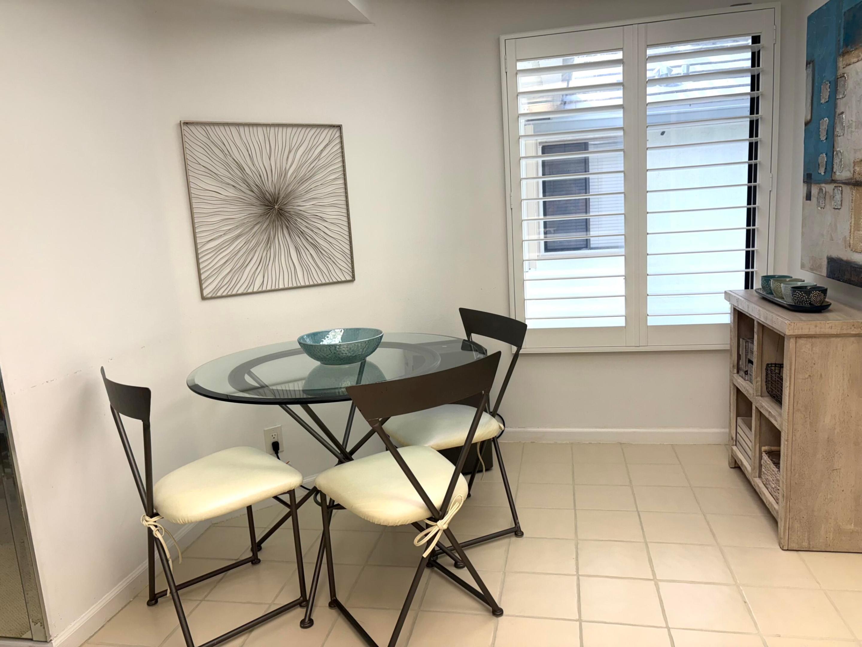 15314 Strathearn Drive, 11603