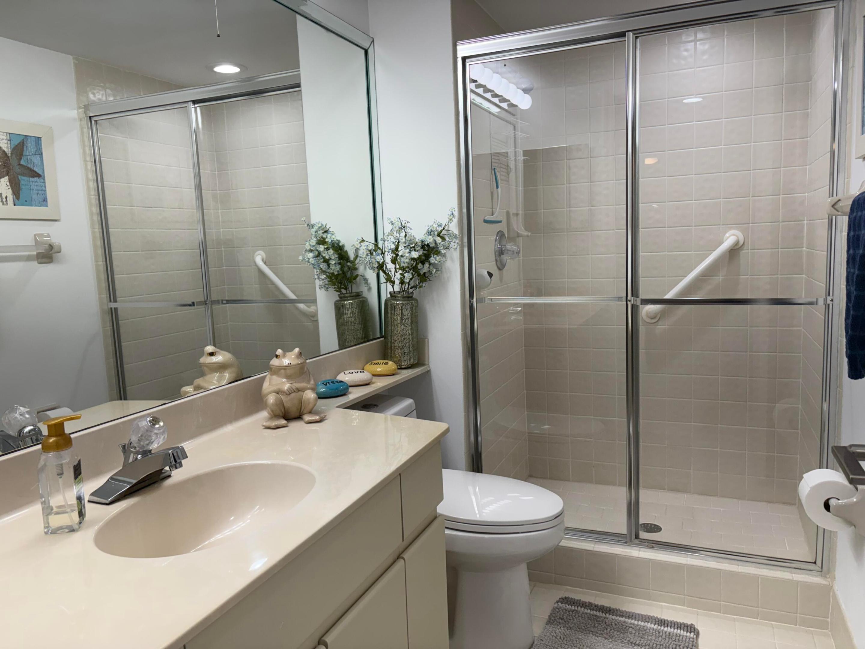 15314 Strathearn Drive, 11603