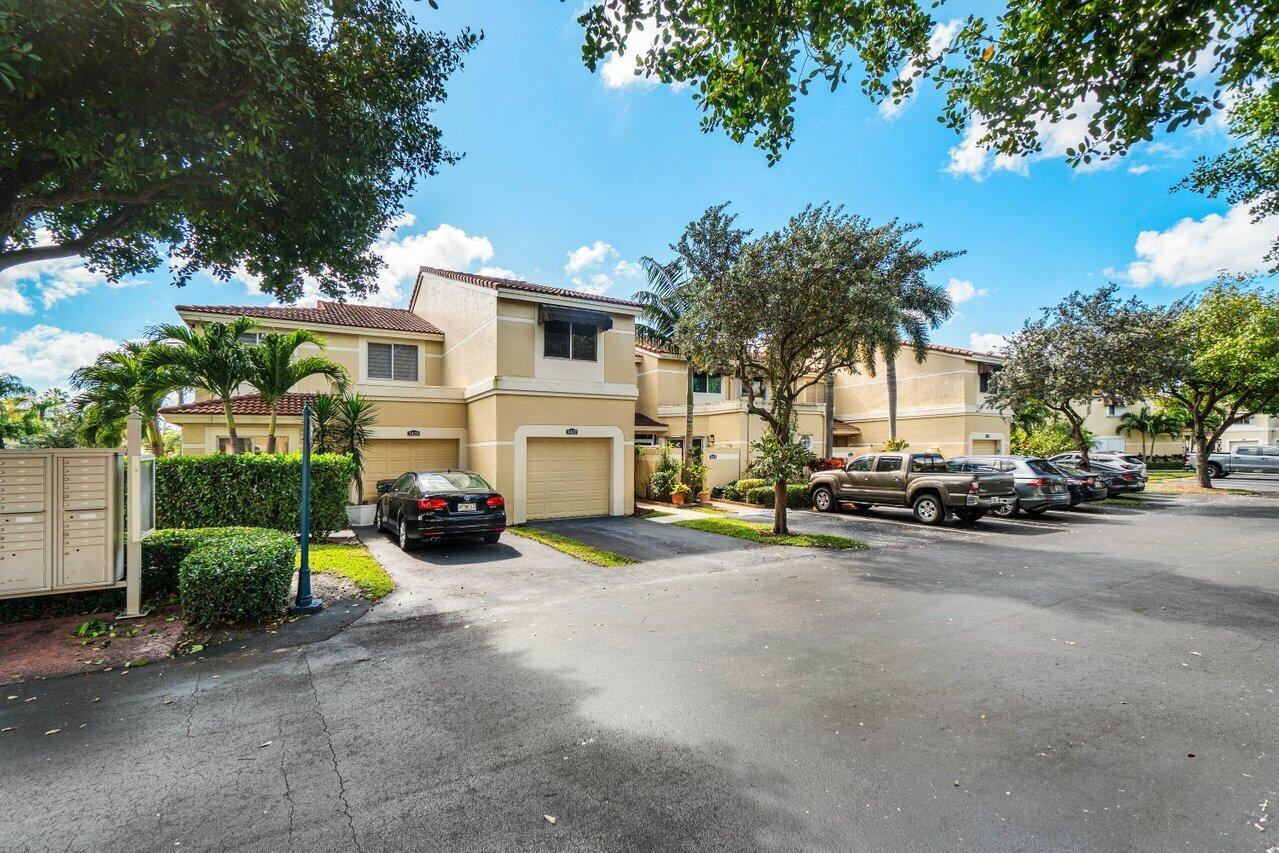 3422 Deer Creek Palladian Circle