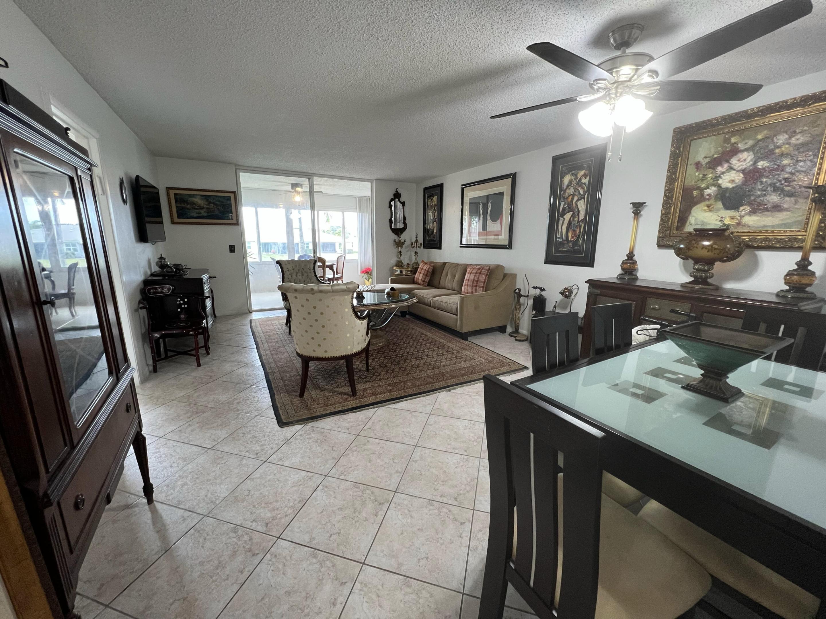 24 Abbey Lane, 207, Delray Beach Unit: 207