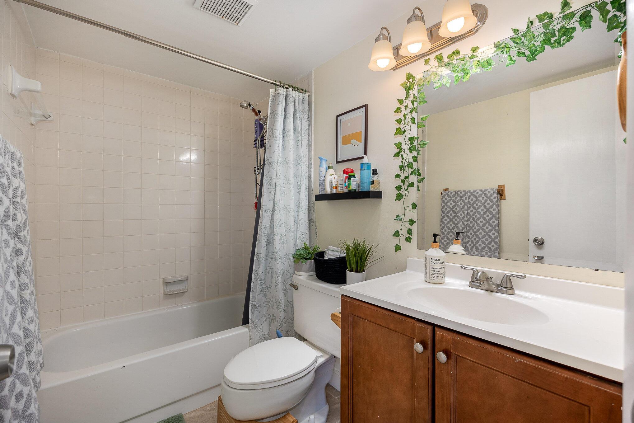 3305 Spanish Wells Drive 41-B