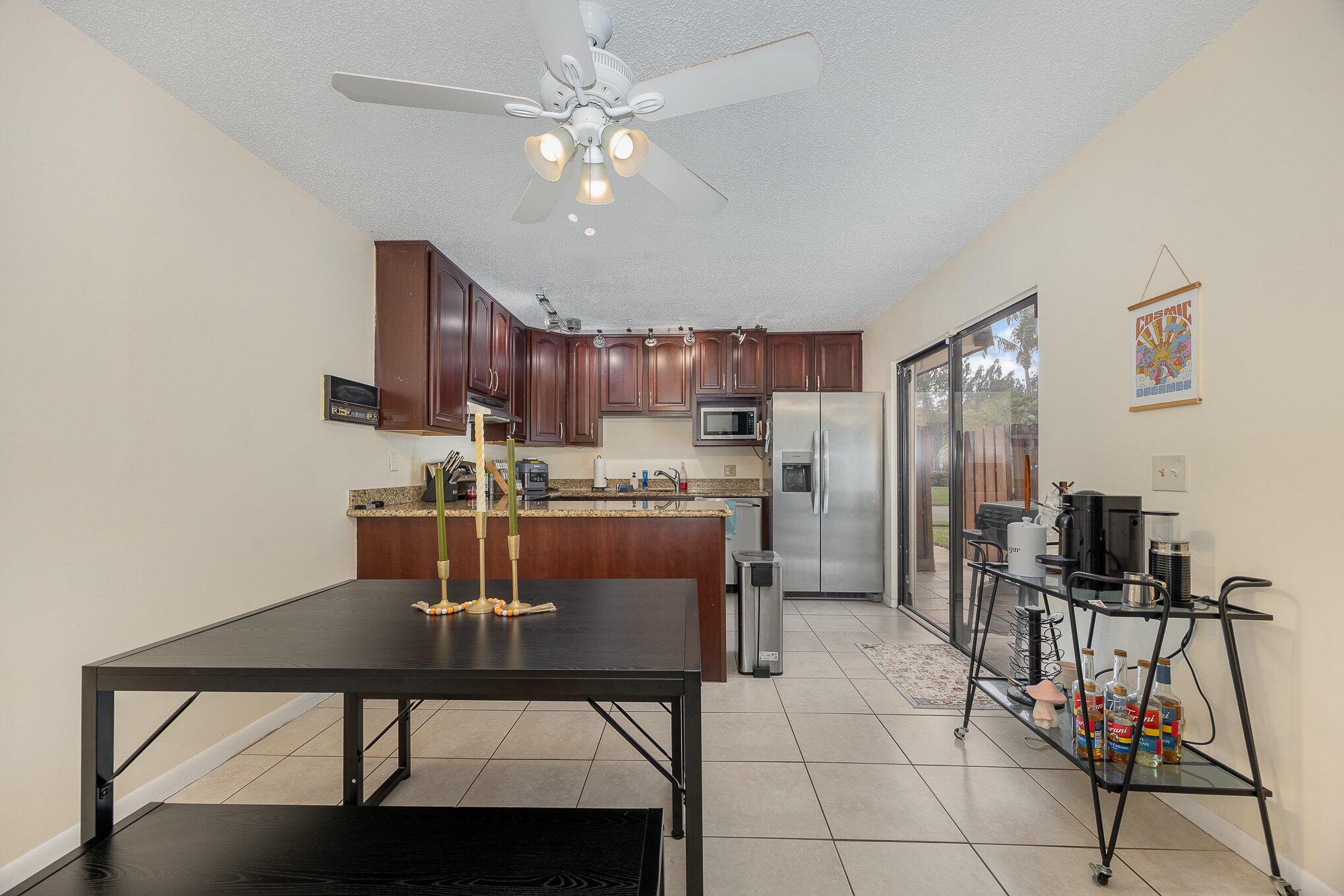 3305 Spanish Wells Drive 41-B