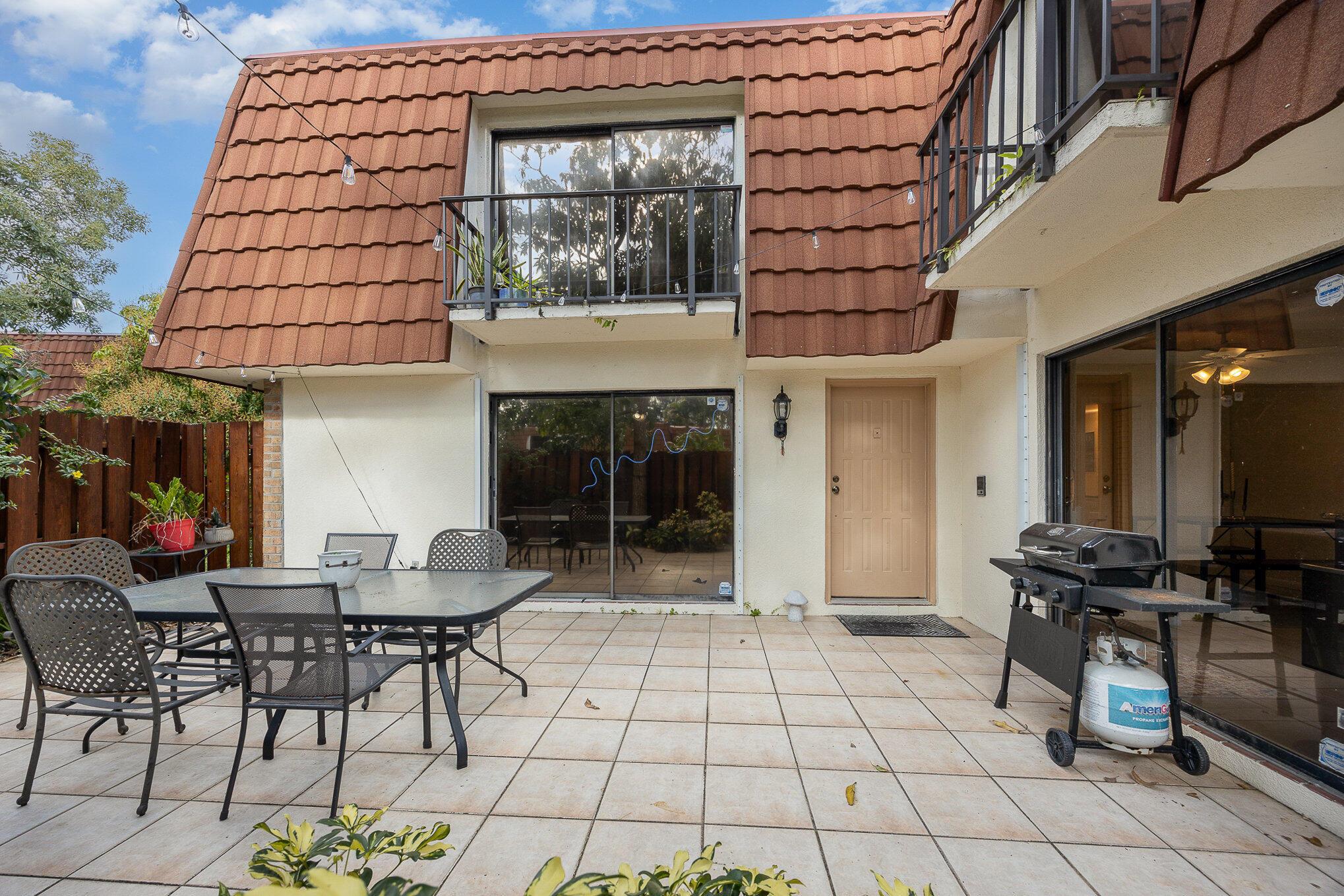 3305 Spanish Wells Drive 41-B