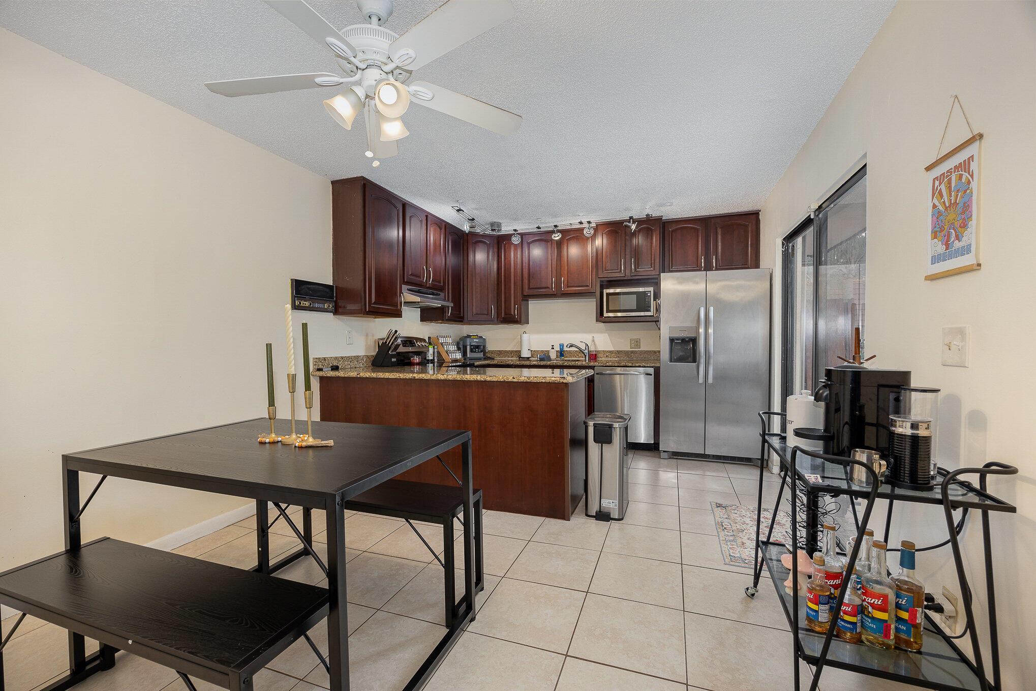 3305 Spanish Wells Drive 41-B