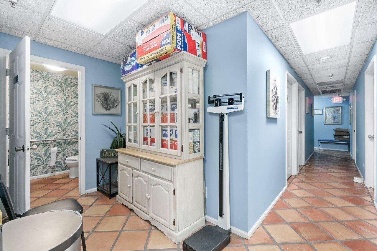 400 Executive Center Drive 209