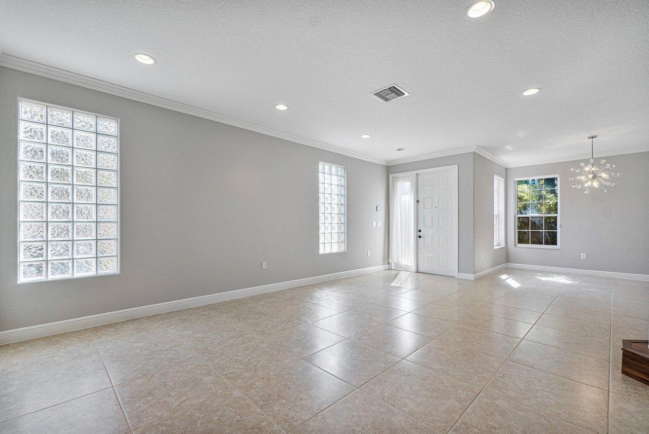 15841 Corintha Terrace