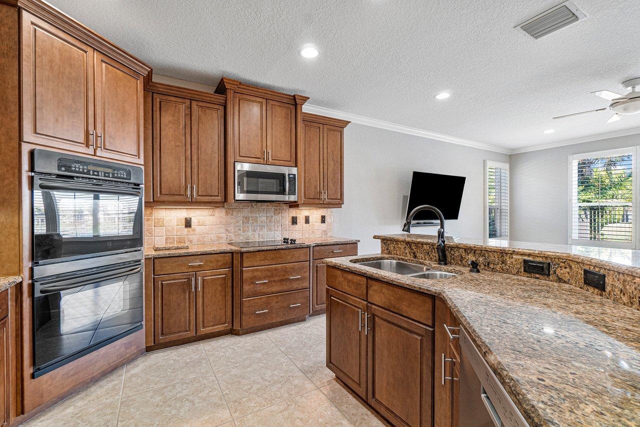 15841 Corintha Terrace