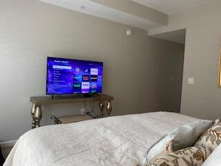 225 NE 1st Street 211