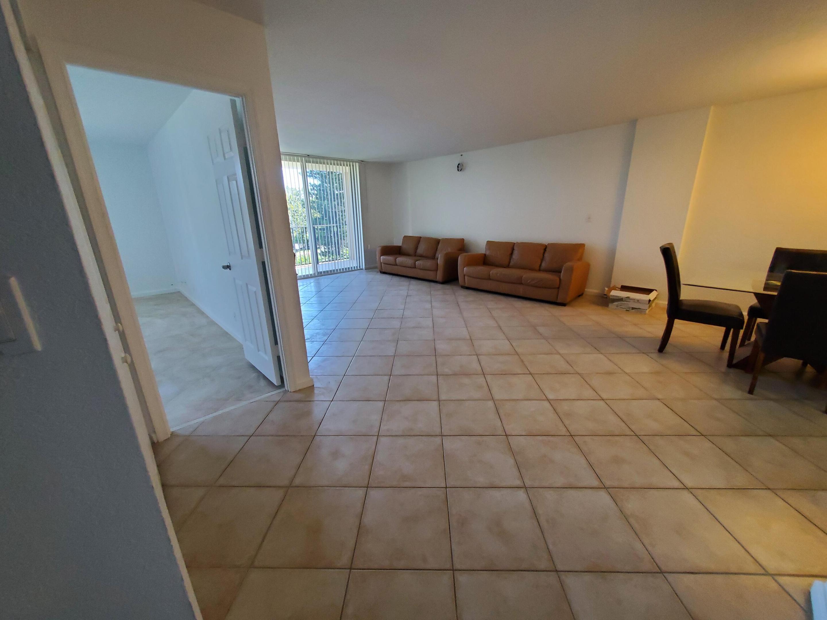 1000 Spanish River Road 4k, Boca Raton Unit: 4k