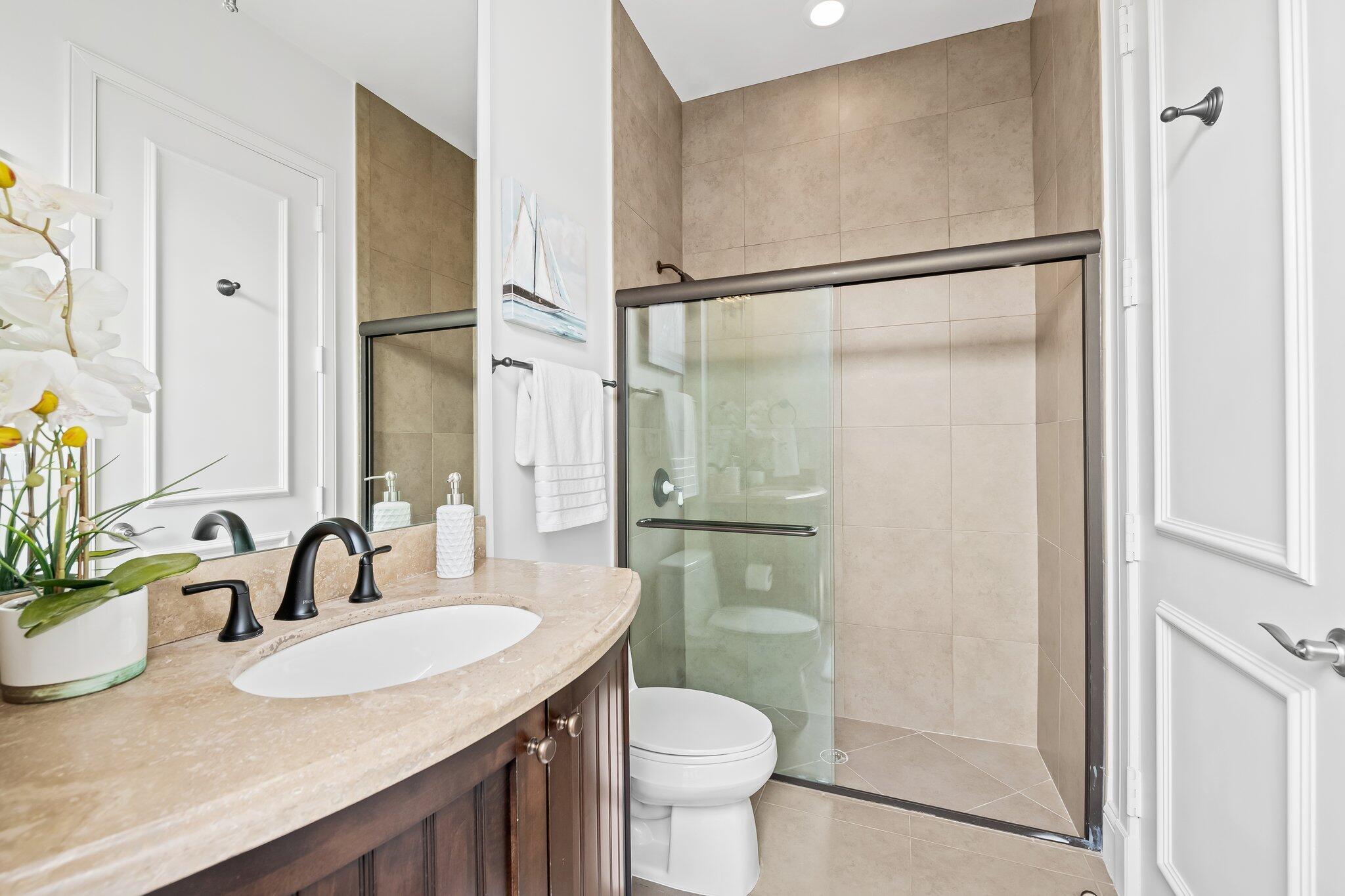 475 NE 4th Street