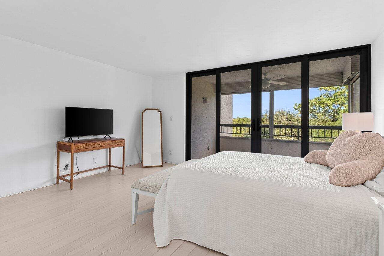 6320 Boca Del Mar Drive 401