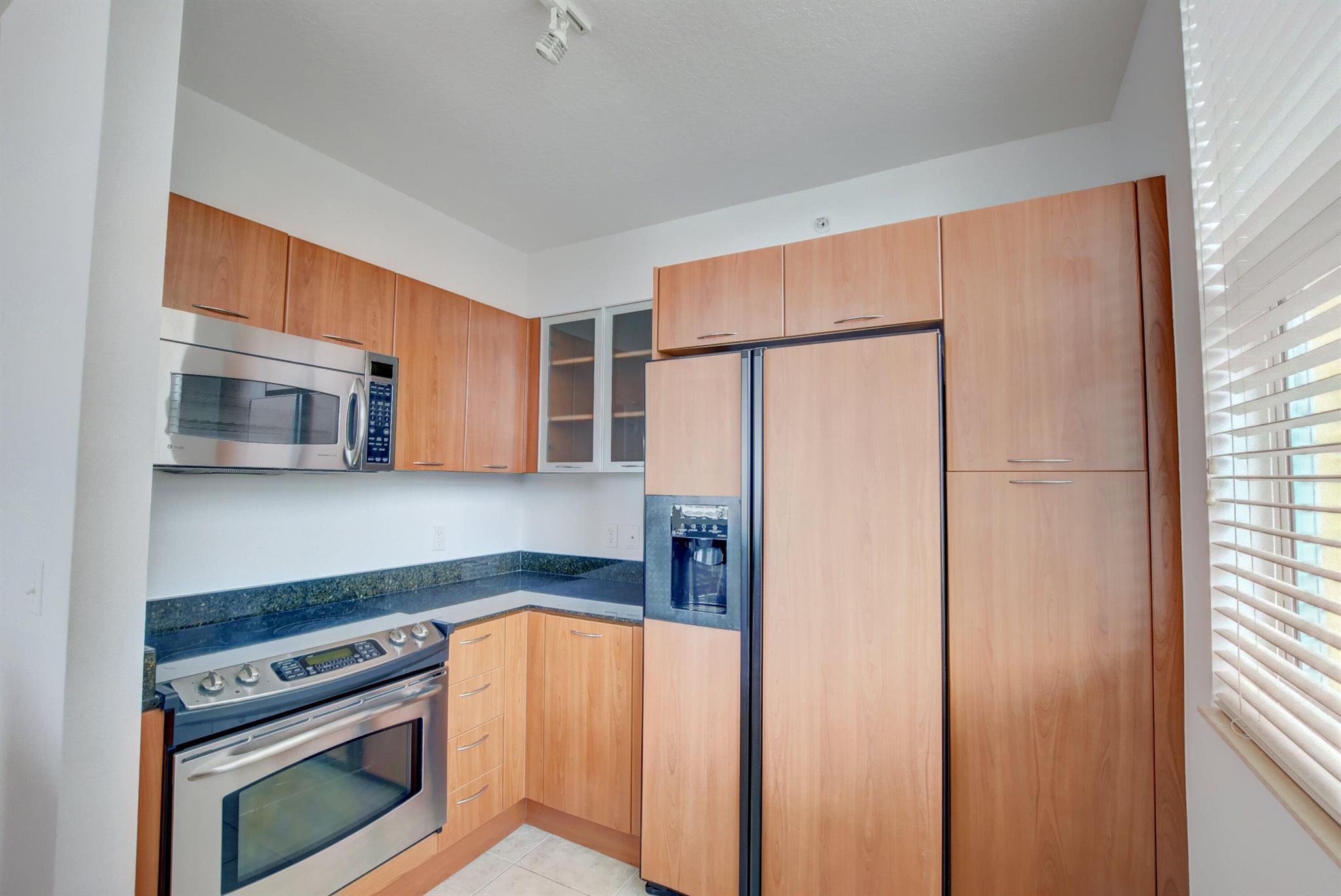 625 Casa Loma 401 Boulevard 401