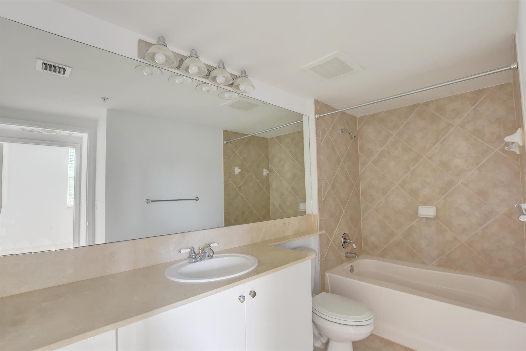 625 Casa Loma 401 Boulevard 401