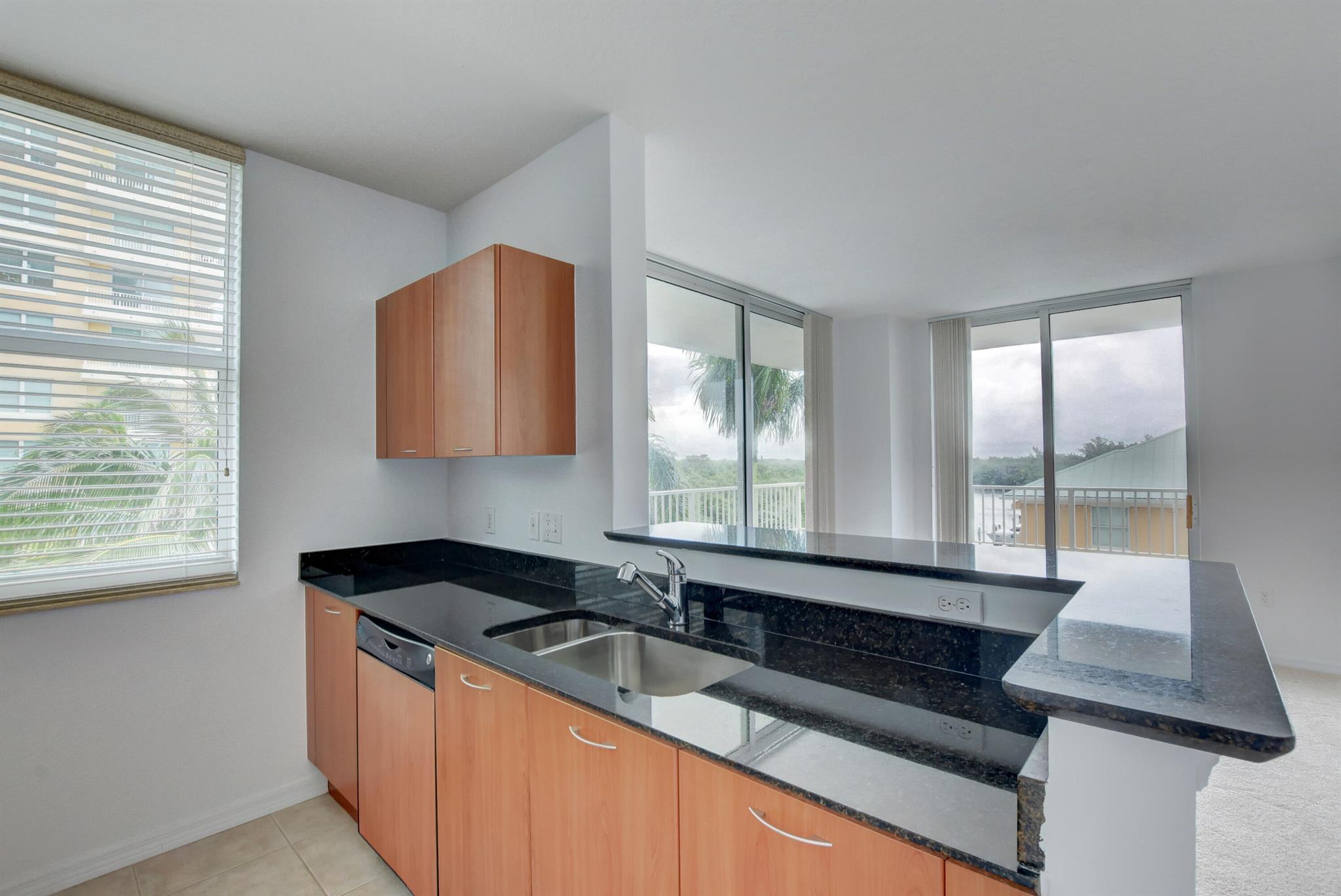625 Casa Loma 401 Boulevard 401