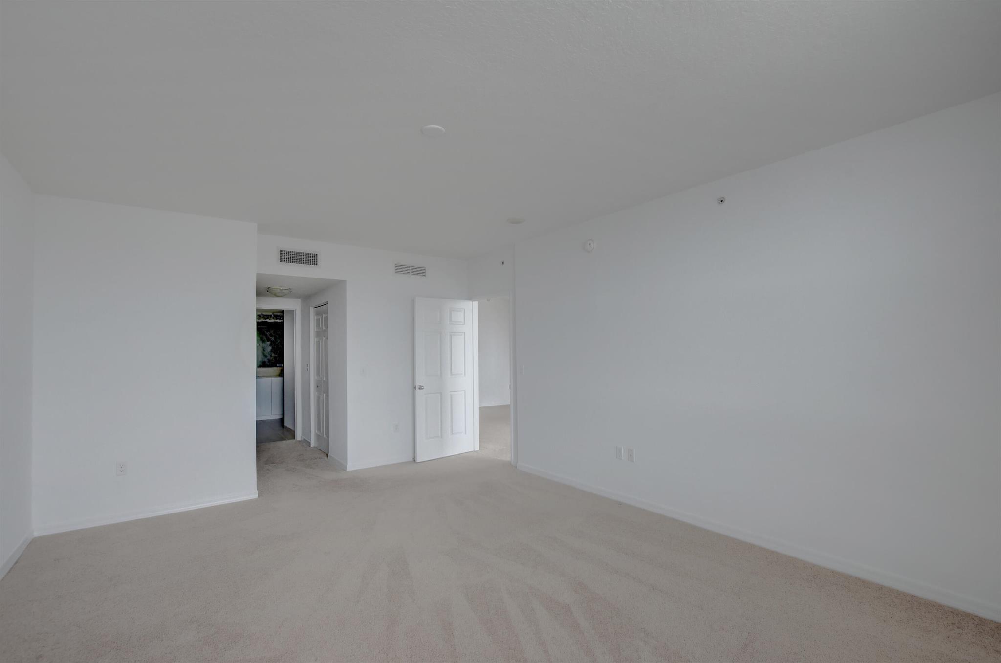 625 Casa Loma 401 Boulevard 401