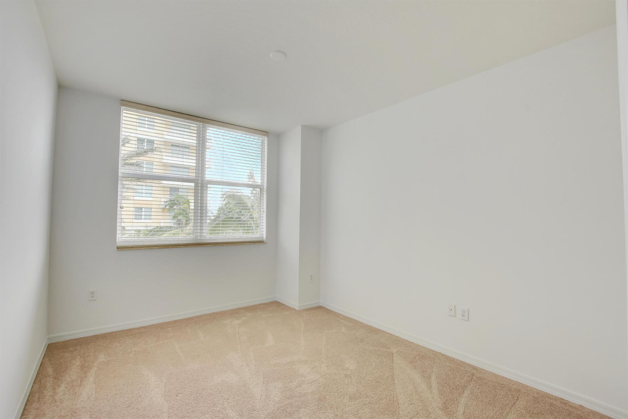 625 Casa Loma 401 Boulevard 401