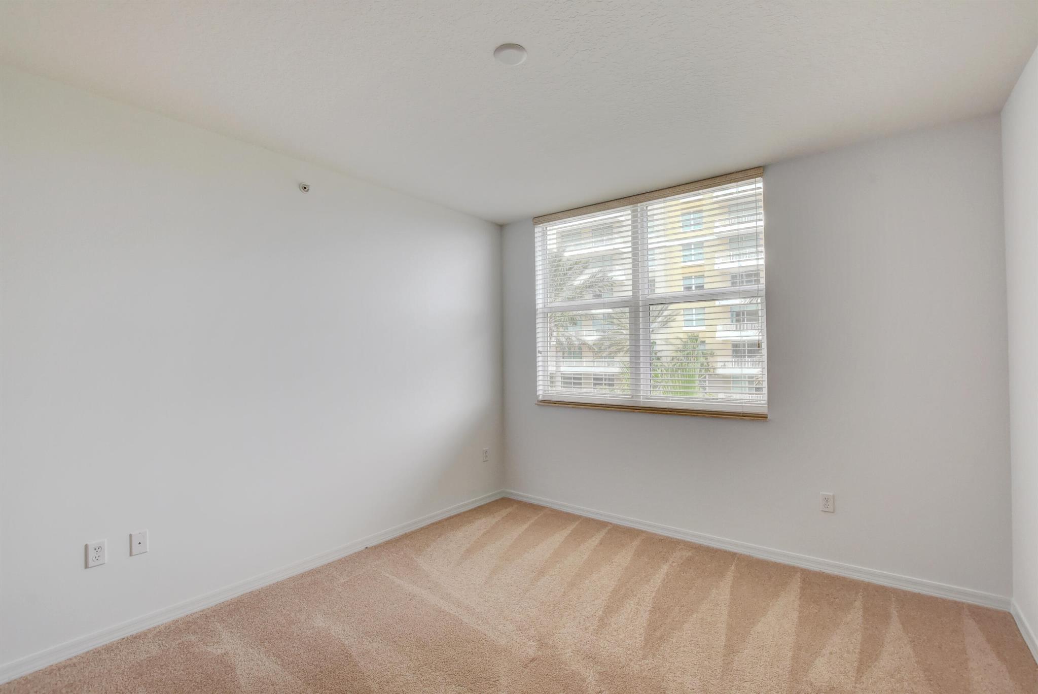 625 Casa Loma 401 Boulevard 401