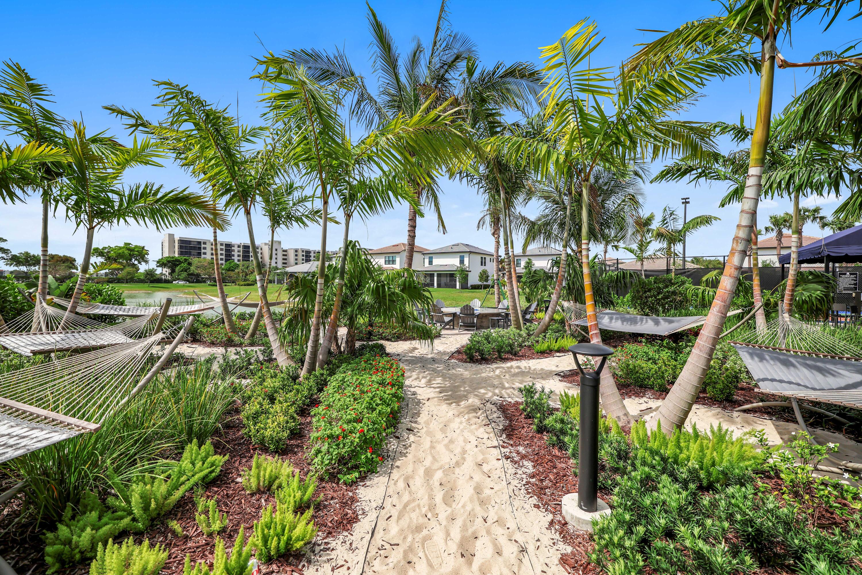 2100 Appleton Circle S