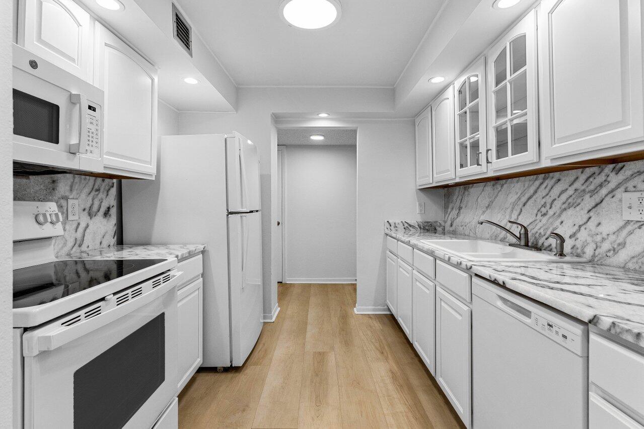 951 De Soto Road 133