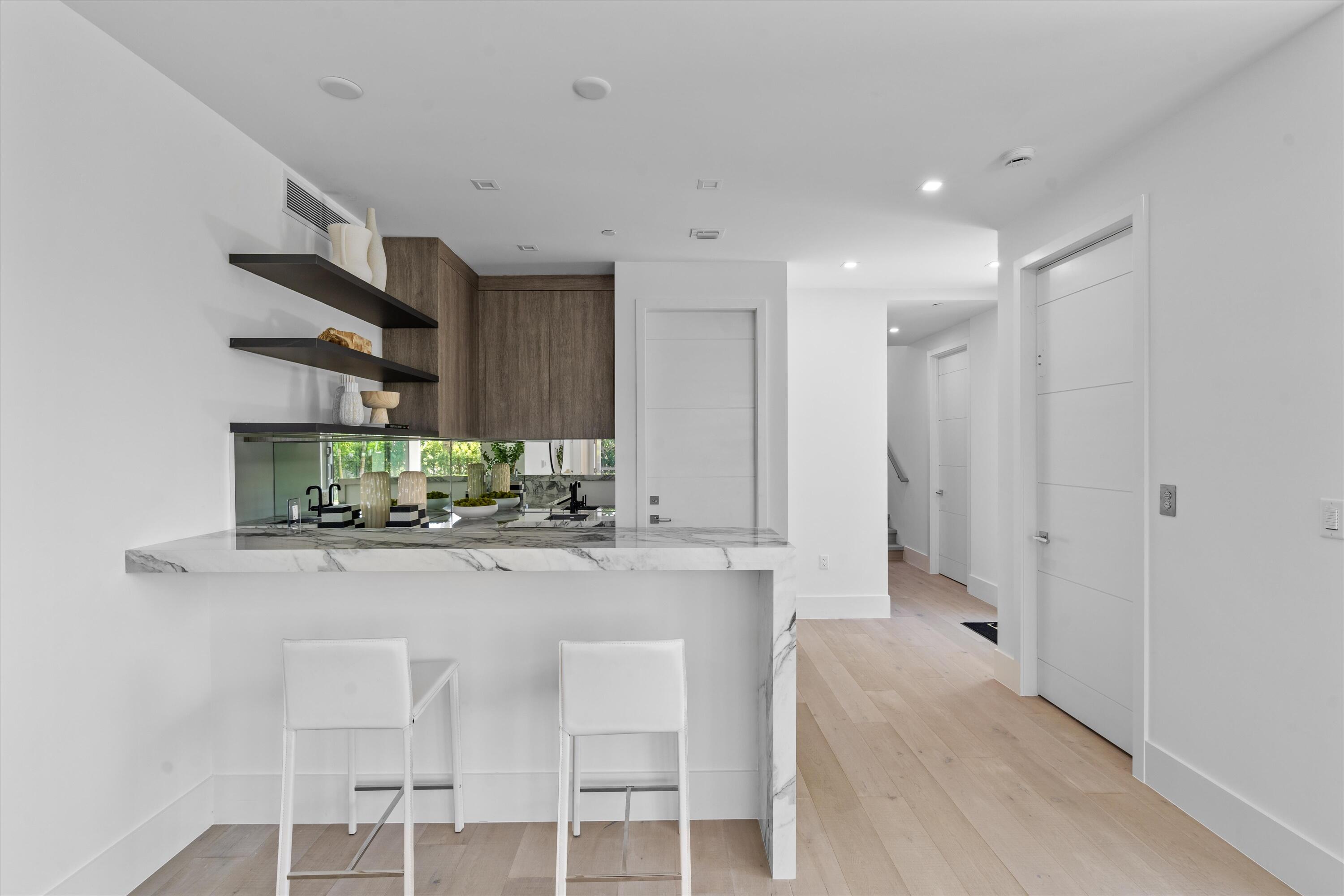 1070 Del Harbour Drive