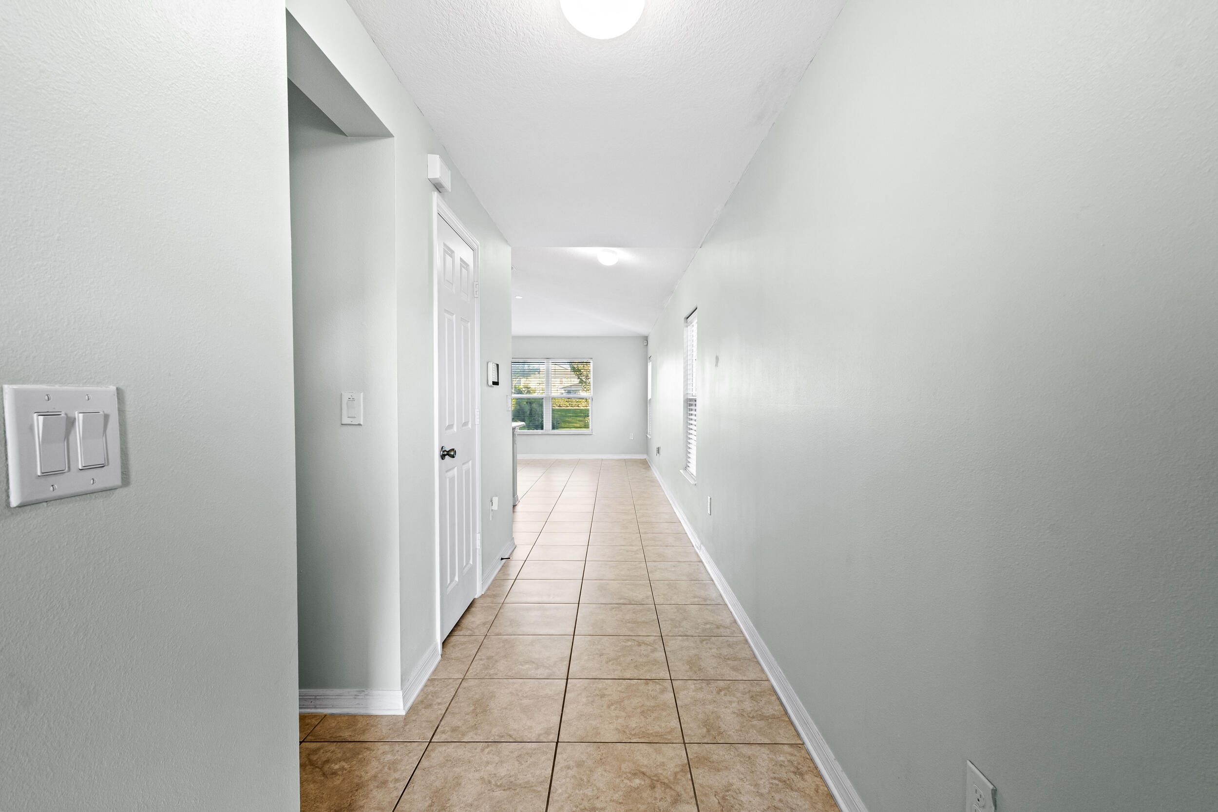 5475 NW Pine Trail Circle