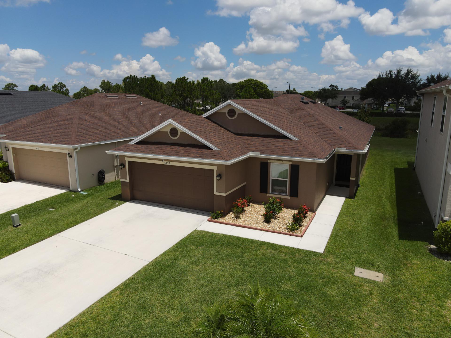 5475 NW Pine Trail Circle