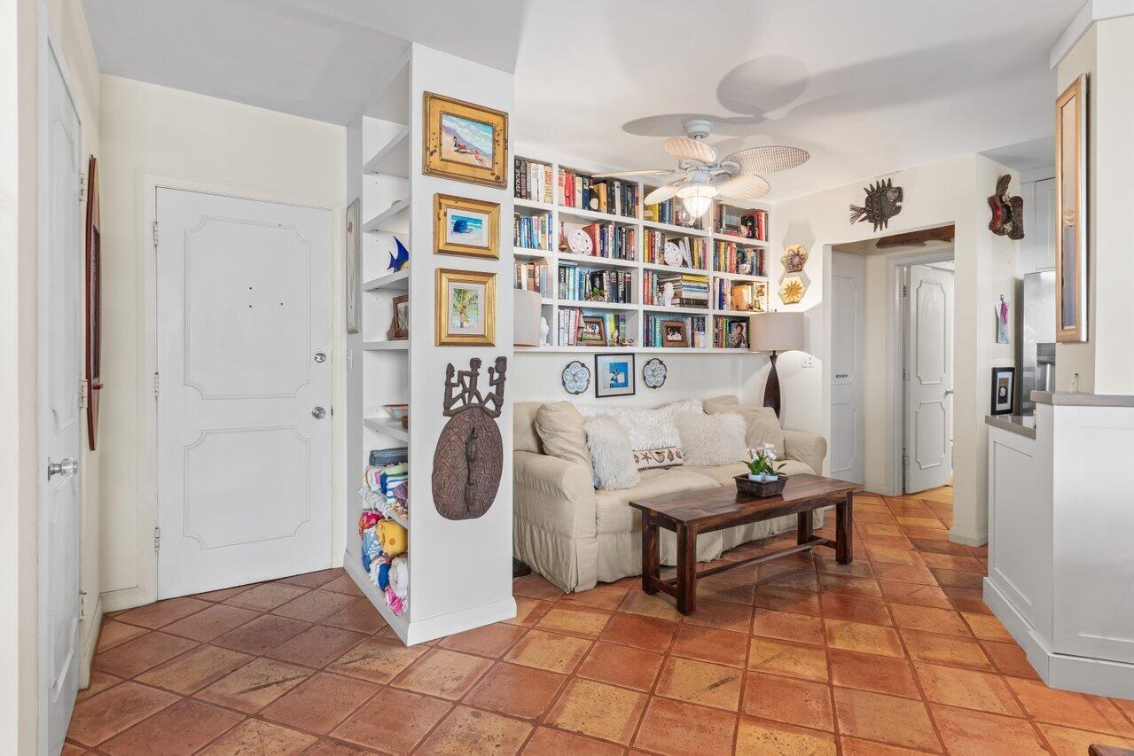 100 N Ocean Boulevard 104