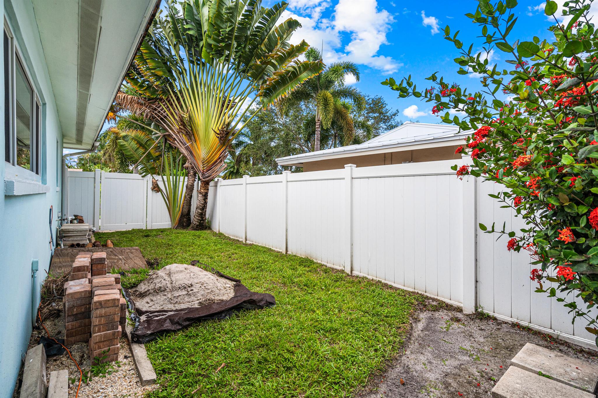 1260 SW 9th Street