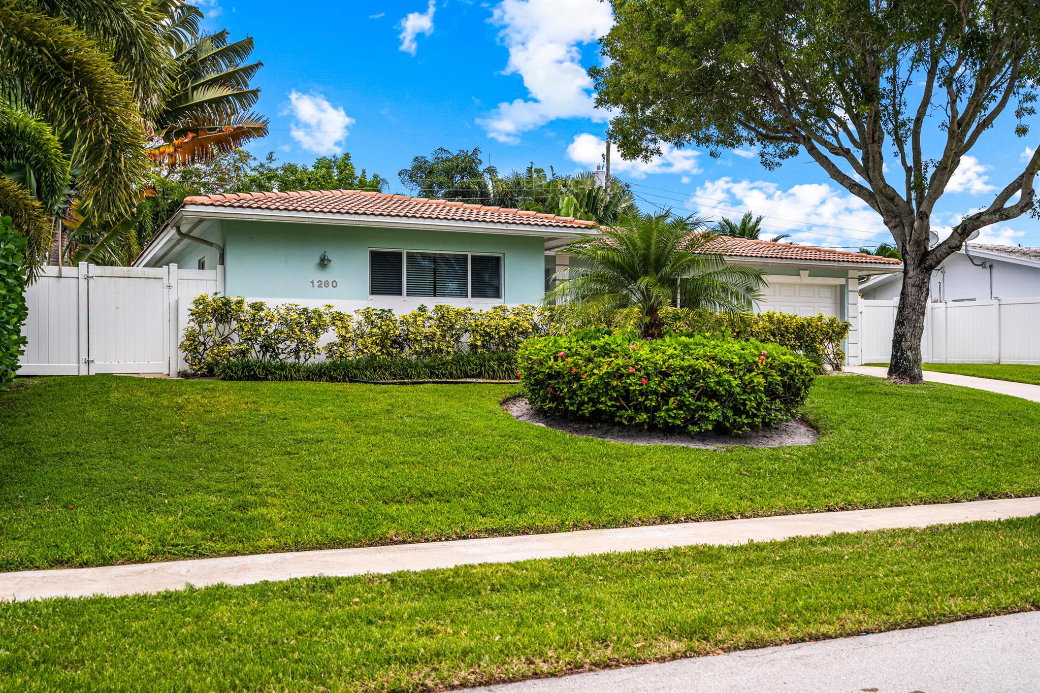 1260 SW 9th Street