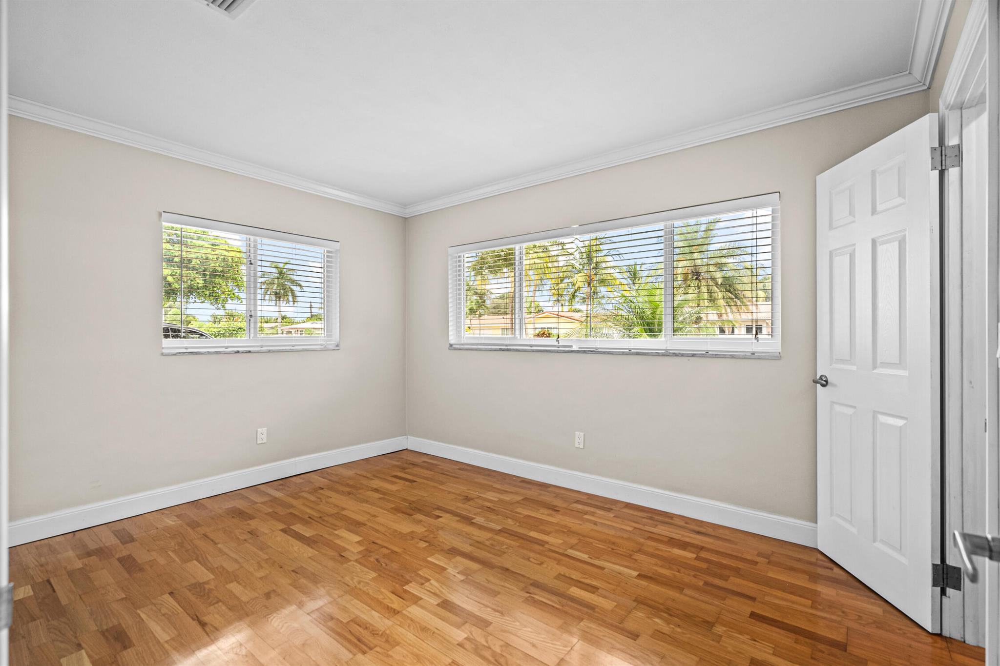 1260 SW 9th Street