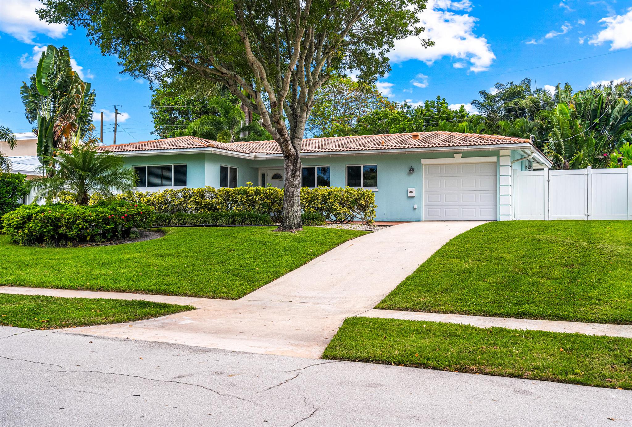 1260 SW 9th Street