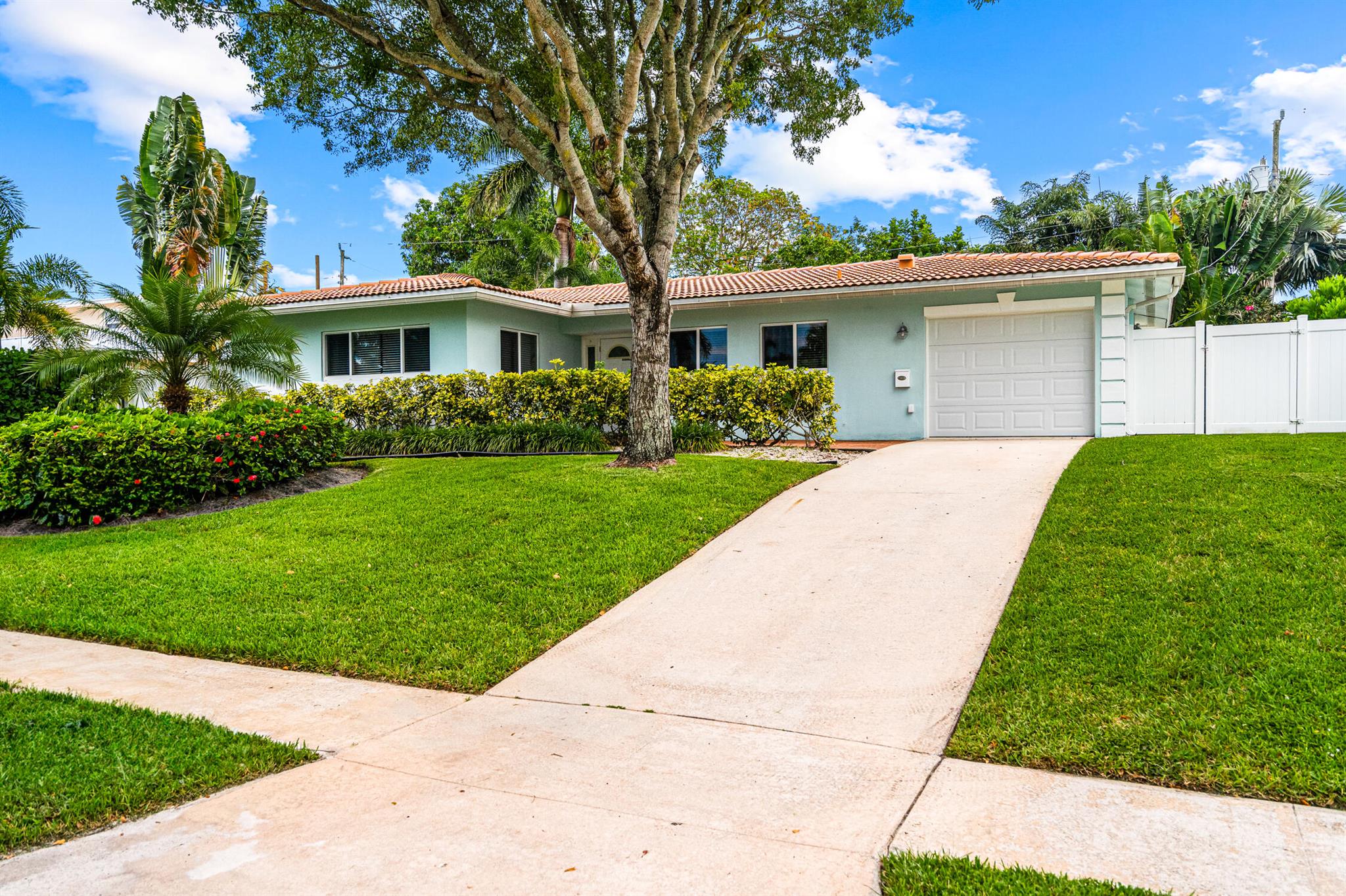 1260 SW 9th Street
