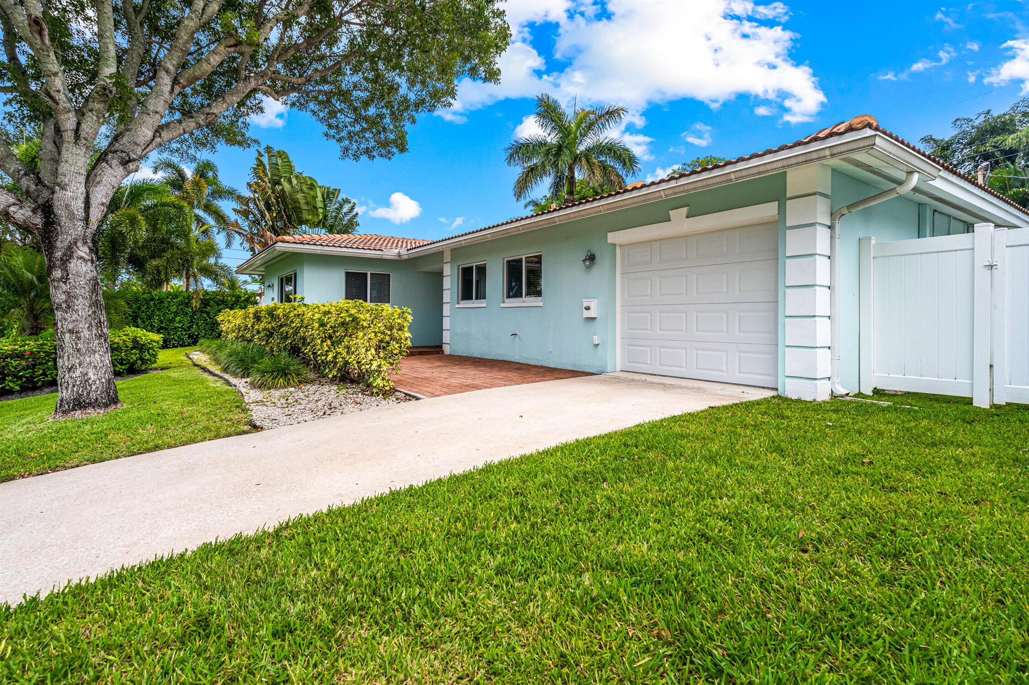 1260 SW 9th Street